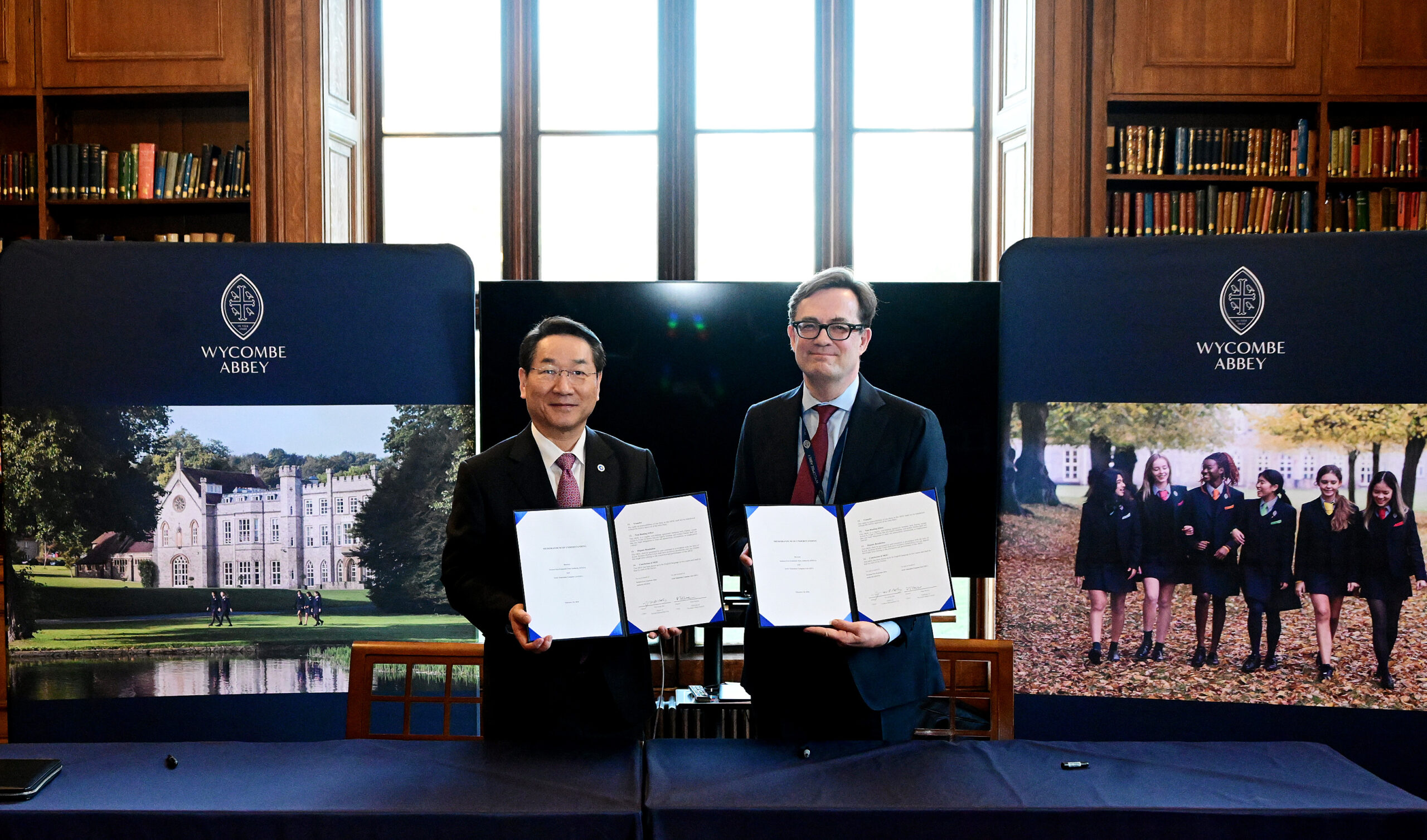 ! [인천매일신문] 유정복 시장 영국 출장 후 ‘기대 UP’…영종 위컴 애비 유치에 주민들 “드디어 희망 보인다”