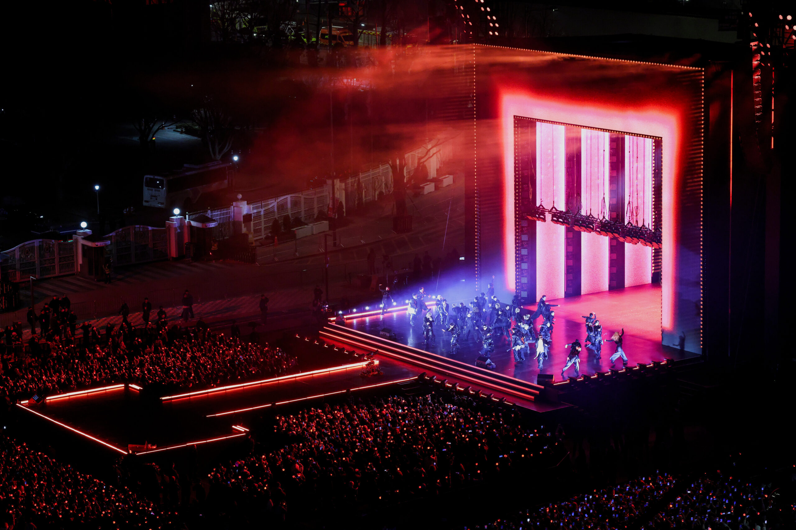 BTS, 광화문에서 ‘왕의 귀환