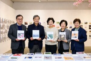 인천매일신문 후원 ‘자서전지도사’ 양성과정 50세 이상 중장년층 인기 최고! AI 시대 가장 뜨거운 미래 유망 직업 ‘자서전지도사’