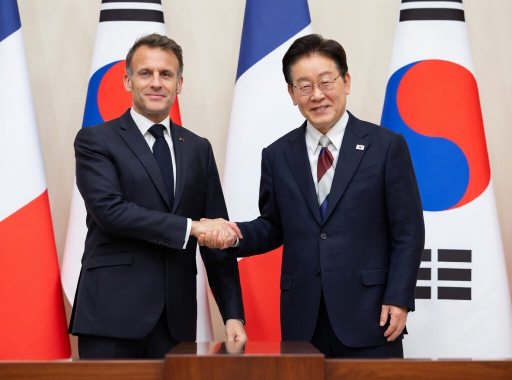 한-프랑스 정상회담, ‘글로벌 전략적 동반자’로 격상…호르무즈 해협 안전 확보 협력 약속