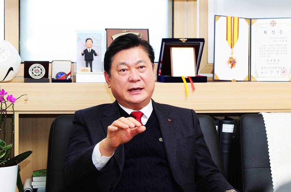 특집  사람들 ) 미추홀구 이영훈 구청장 원도심 재창조의 선봉에 서다